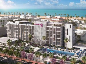 Moxy Miami South Beach