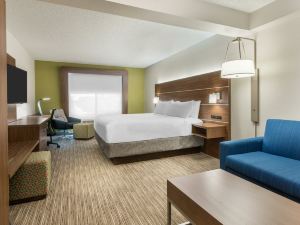 Holiday Inn Express & Suites Bentonville