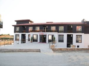 Ladik Hotel