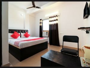 Hotel Pragya International