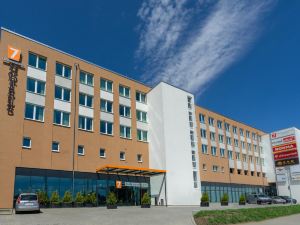 Hotel Campanile Berlin Brandenburg Airport