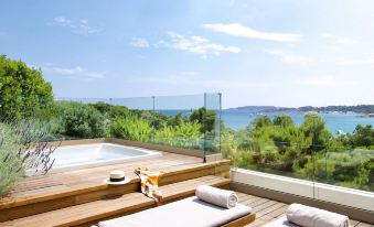 Somewhere Boutique Hotel Vouliagmeni