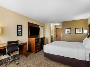 Comfort Inn & Suites Greeley