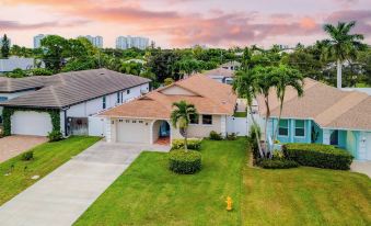 Private Pool + Sunroom Beach Escape at Manatee