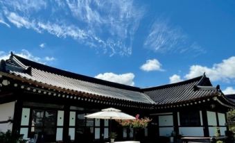 Yeongam Yeonhui Hanok Pension