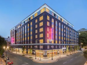 Hampton Inn and Suites by Hilton Portland-Pearl District