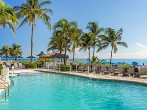 DoubleTree Resort & Spa by Hilton Hotel Ocean Point - North Miami Beach