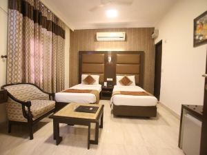 Hotel Amar Inn- Lajpat Nagar Central Market