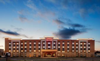 Hampton Inn & Suites Chicago Waukegan