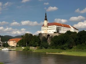 Wellness Hotel Zlatá Lípa