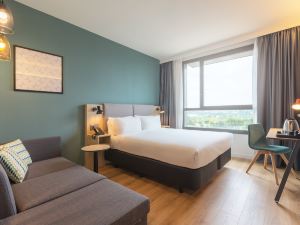 Holiday Inn Barcelona - Sant Cugat, an IHG Hotel