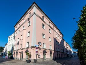 Premier Inn Passau Weisser Hase