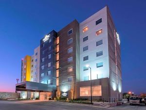 Microtel Inn & Suites by Wyndham San Luis Potosi