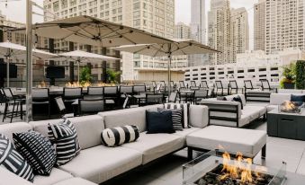 The Gwen, a Luxury Collection Hotel, Michigan Avenue Chicago