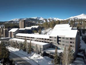 DoubleTree by Hilton Breckenridge