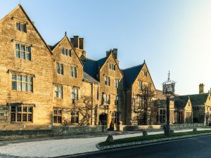 The Lygon Arms - an Iconic Luxury Hotel