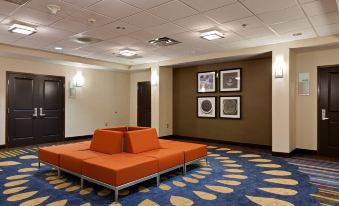 Holiday Inn & Suites Atlanta Airport-North