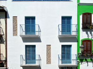 Nerja Casual Rooms