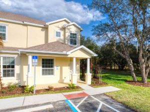 Amazing House with a Nice Private Pool Near Disney