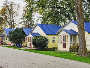 Little Yellow Cottages