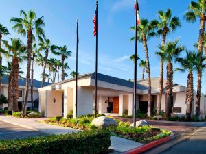 Four Points by Sheraton Bakersfield