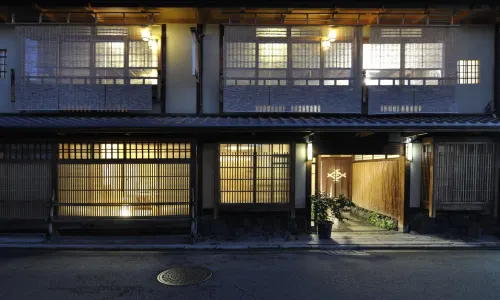 Izuyasu Traditional Kyoto Inn Serving Kyoto Cuisine