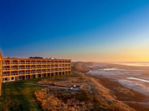 Driftwood Shores Resort