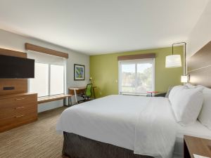 Holiday Inn Express & Suites Binghamton University-Vestal