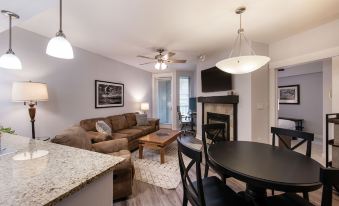 Premium Unit 3513- Fraser Crossing/Founders Pointe 1 Bedroom Condo