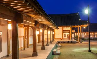 Hanok Hotel Youngsanjae