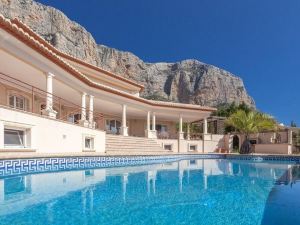 Luxury Villa with Pool and Spectacular View in Javea