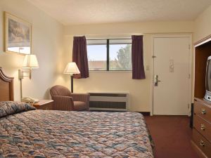 Days Inn by Wyndham Plainfield