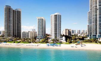 DoubleTree Resort & Spa by Hilton Hotel Ocean Point - North Miami Beach