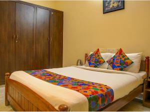 FabHotel Hibiscus Stays - Nr Sholinganallur Water Lake & Vgp Aqua Kingdom