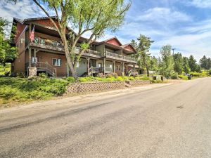 Cozy Bigfork Townhome Near Flathead Lake!