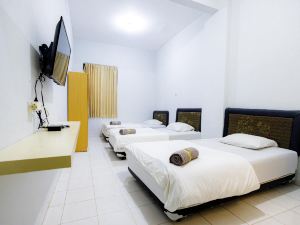 Marcello Residence Siwalankerto Near Petra University Surabaya Mitra RedDoorz