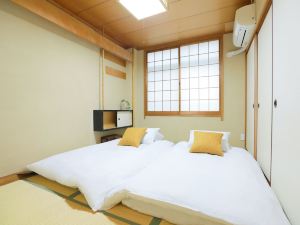 Luxury Comfort bnb  in Dotonbori