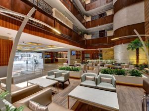 Howard Johnson Plaza By Wyndham Dubai Deira