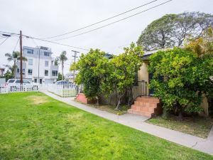 Orange Tree Cottages Downtown