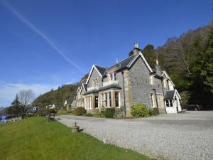 Creag Mhor Lodge