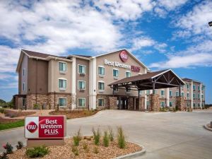 Best Western Plus Overland Inn