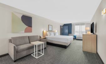 Spark by Hilton Bakersfield Central