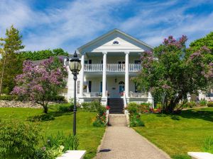 Harbour View Inn