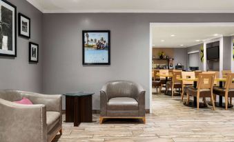 La Quinta Inn & Suites by Wyndham Chicago Tinley Park