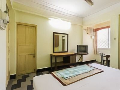 Standard Non AC Room Sunaina Hotel Photo