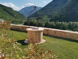 Torre Del Nera Albergo Diffuso & Spa