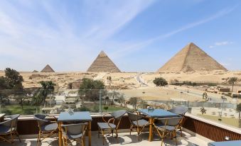 Giza Pyramids View Inn