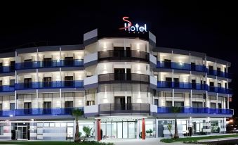 S Hotel