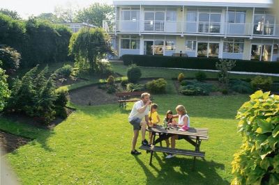 Garden Pontins - Brean Sands Holiday Park Photo