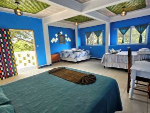 Eco Hotel Uxlabil Atitlan